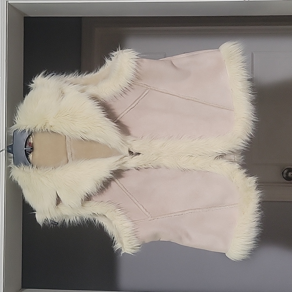 EUC - Carina Bone Suede Vest with Cream Fur Accents, Size L